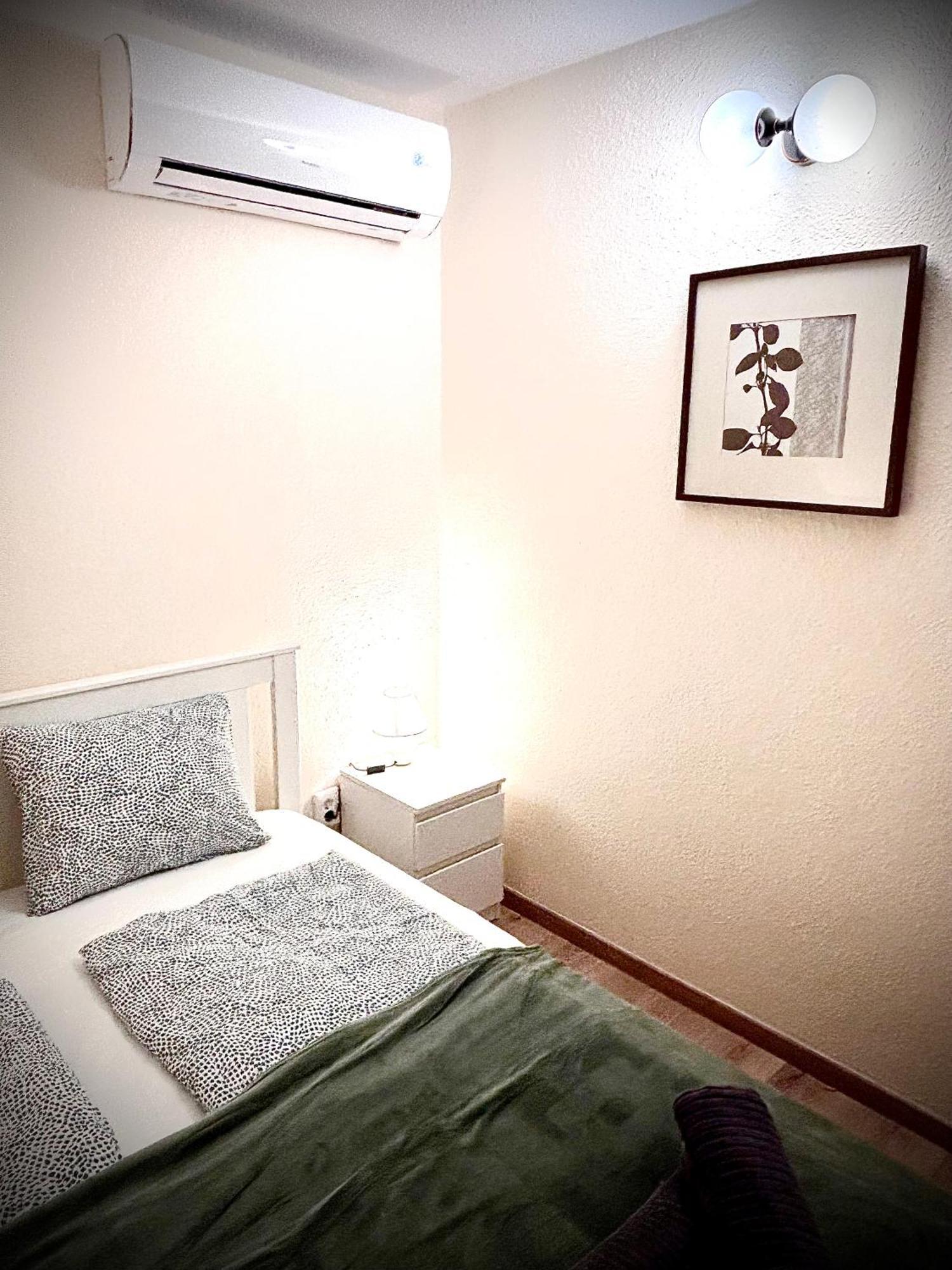 Bed and Breakfast Airportmax Panzio à Vecsés Extérieur photo